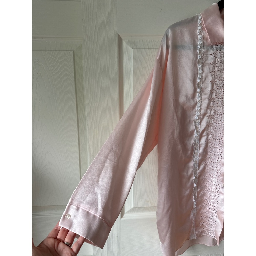 Christian Dior Saks 5th Ave Vintage Blouse Pink Satin Lace Eyelet Button Size S - Picture 5 of 10